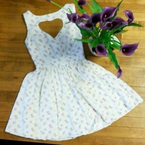 Top Shop Rare Sundress White Pink Flowers Heart Cutout Satin Lined Skirt Floral